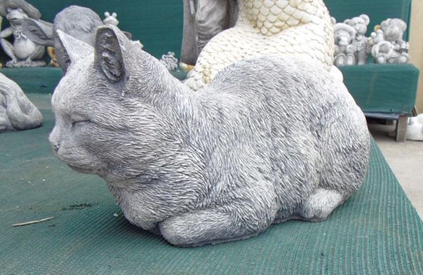 #6 - Concrete Large Sleeping Cat (grey)