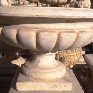 Low Scalloped Urn