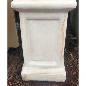 Square Pedestal Medium Concrete Plinth / Stand (1809)