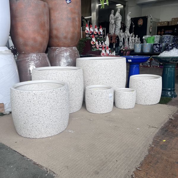 Pebblecrete Storm Cylinder Garden Pot - Image 3