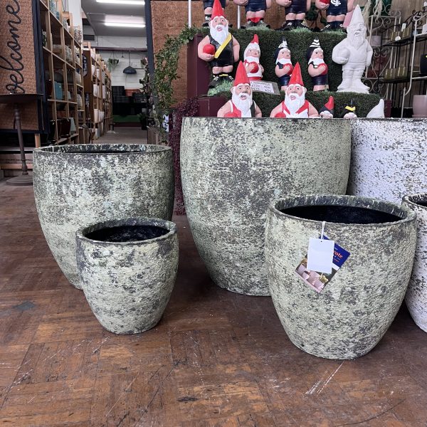 Montague Egg Antlantis Fibreglass Pot - Image 3