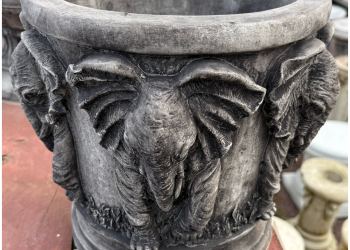 Elephant Concrete Pot 9700