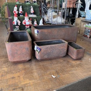 Grayson Trough Lightweight Trough