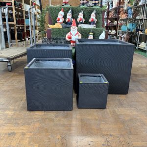 Helix Cube Fibgrelass Pot