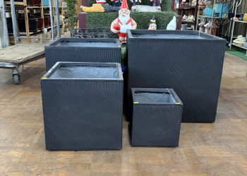 Helix Cube Fibgrelass Pot