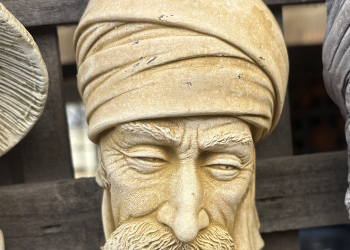 Albanian Head Concrete Plaque 4022